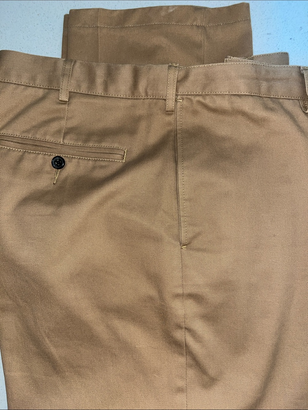 Lands' End Men’s Khaki/Tan Flat-Front Chinos Like New